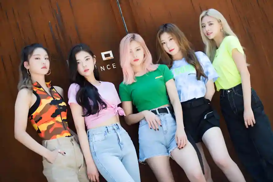 4k女团壁纸-kpop女团与-免费下载「哲风壁纸」