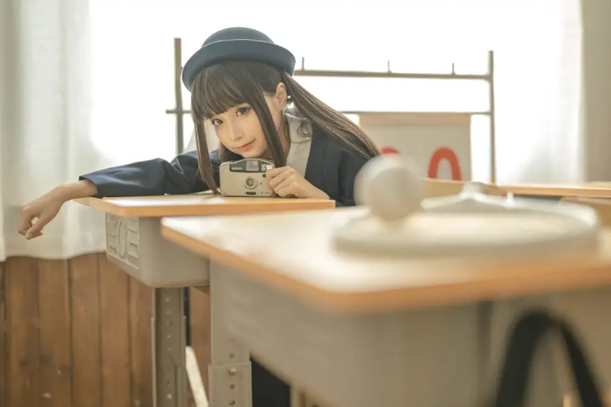 6k制服壁纸-少女与-热门的壁纸「哲风壁纸」