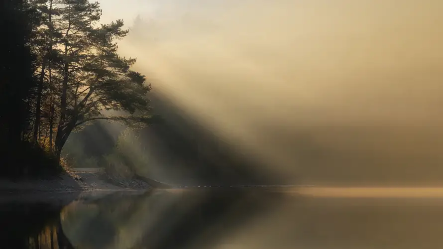 4k湖泊壁纸 - 美景 - 阳光 - 静谧「哲风壁纸」 4k湖泊壁纸 - 美景 - 阳光 - 静谧「哲风壁纸」