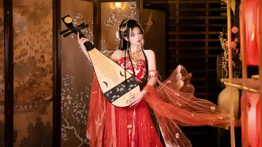4k古装壁纸-传统乐器与古典服饰-古装美女「哲风壁纸」