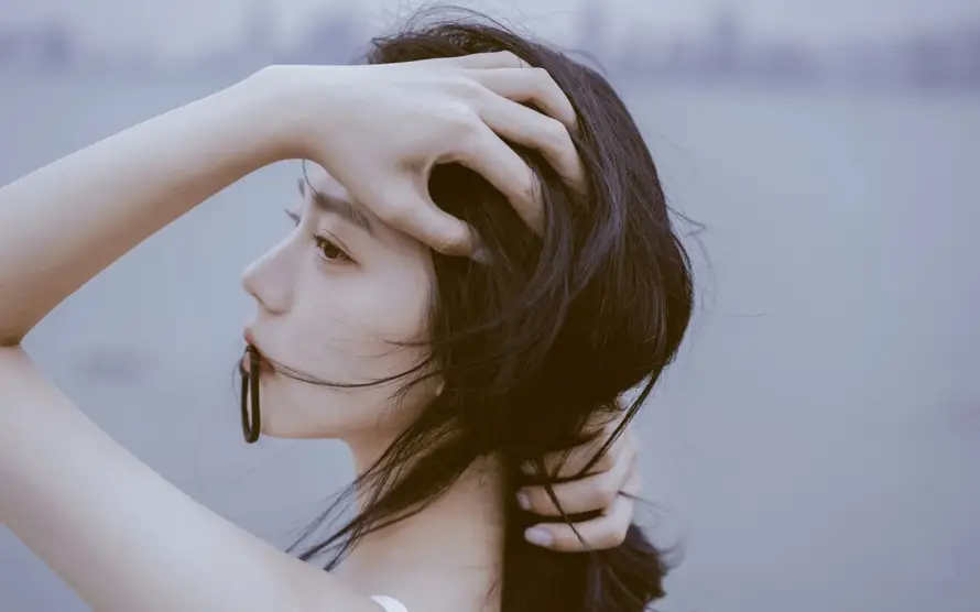 2k美女壁纸-优雅气质壁纸和魅力-女性肖像热门的壁纸「哲风壁纸」