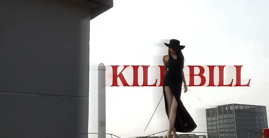 4k真人壁纸-手持武器 - 美女-杀死比尔热门的壁纸「哲风壁纸」