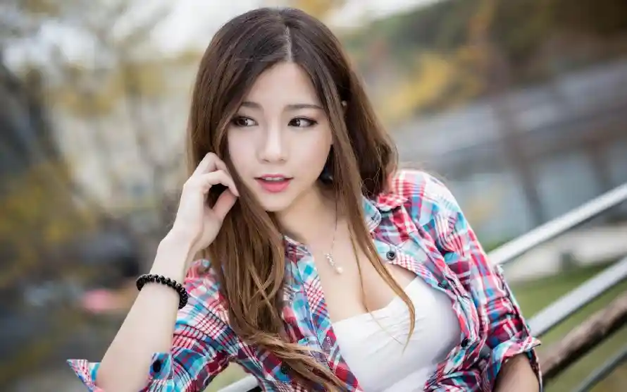 2k性感壁纸-格子衬衫 - 美女-壁纸分享「哲风壁纸」
