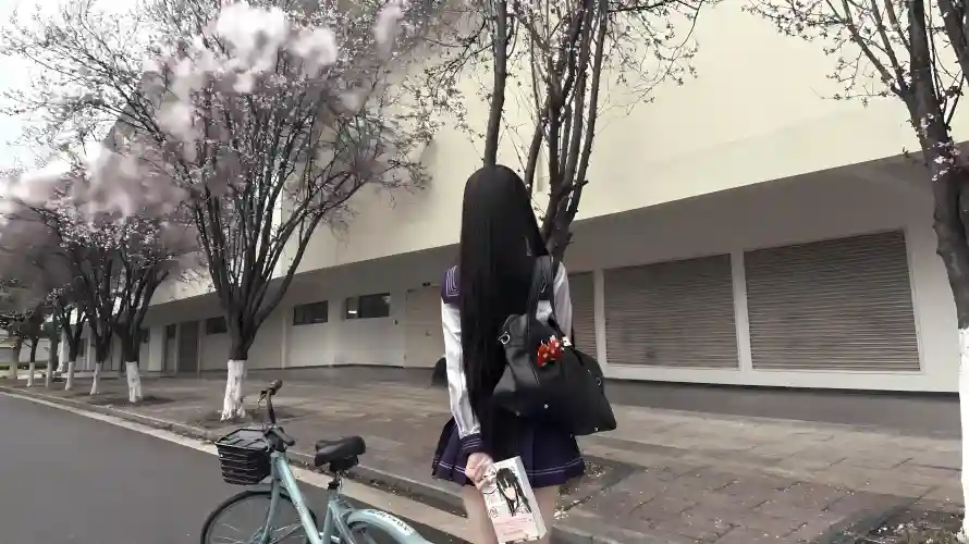 4kjk壁纸 - 美女 - 街道 - 黑发「哲风壁纸」