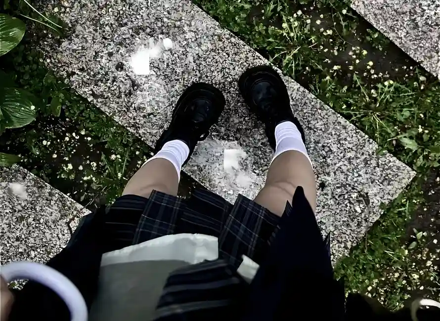 2k白袜壁纸-格子裙和jk-jk制服壁纸分享「哲风壁纸」