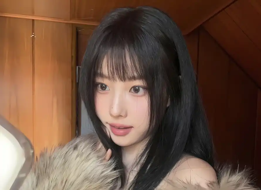 4k室内壁纸 - 美女 - 长发 - 黑发「哲风壁纸」