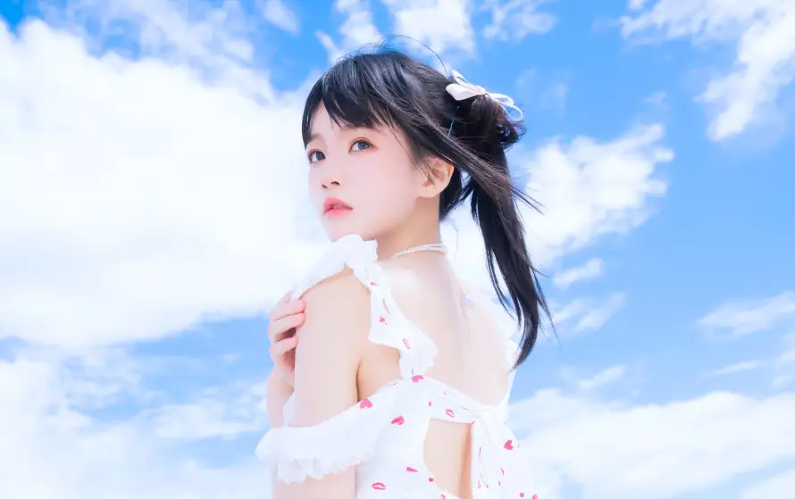 4k写真壁纸 - 清新 - 美女 - 马尾「哲风壁纸」