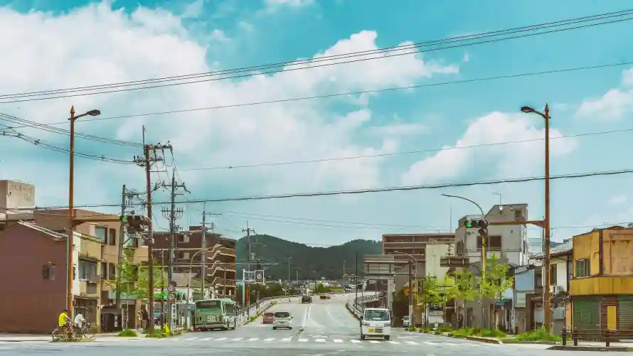 4k建筑壁纸 - 白云 - 蓝天 - 街道「哲风壁纸」