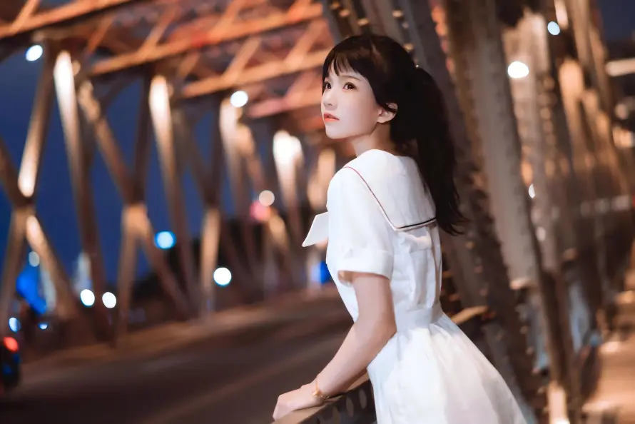 4k夜景壁纸 - 桥 - 美女 - 街拍「哲风壁纸」