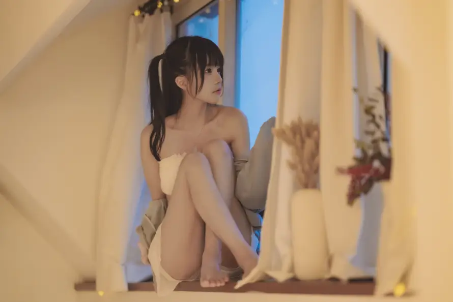 4k写真壁纸 - 室内 - 少女 - 居家「哲风壁纸」