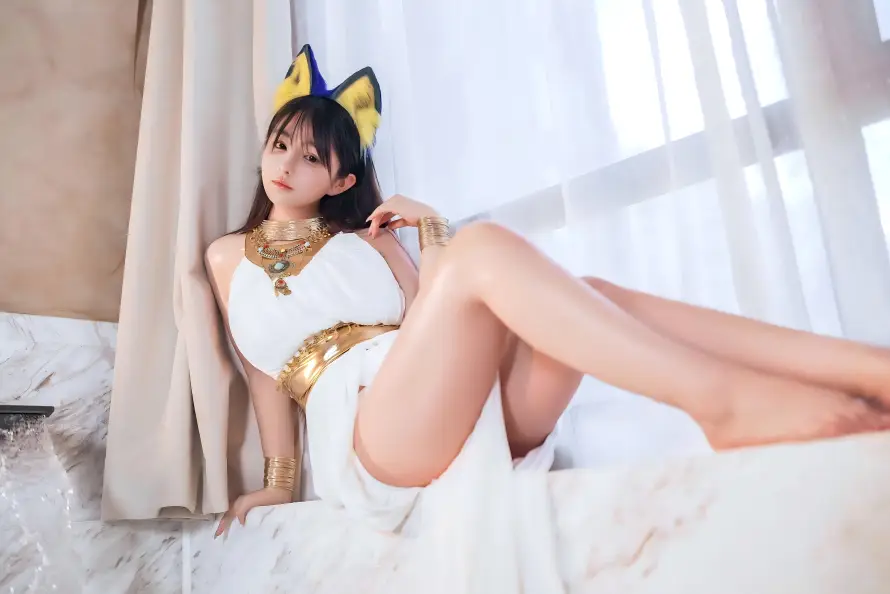 4k性感壁纸 - 猫耳 - 艳后 - 白色礼服「哲风壁纸」