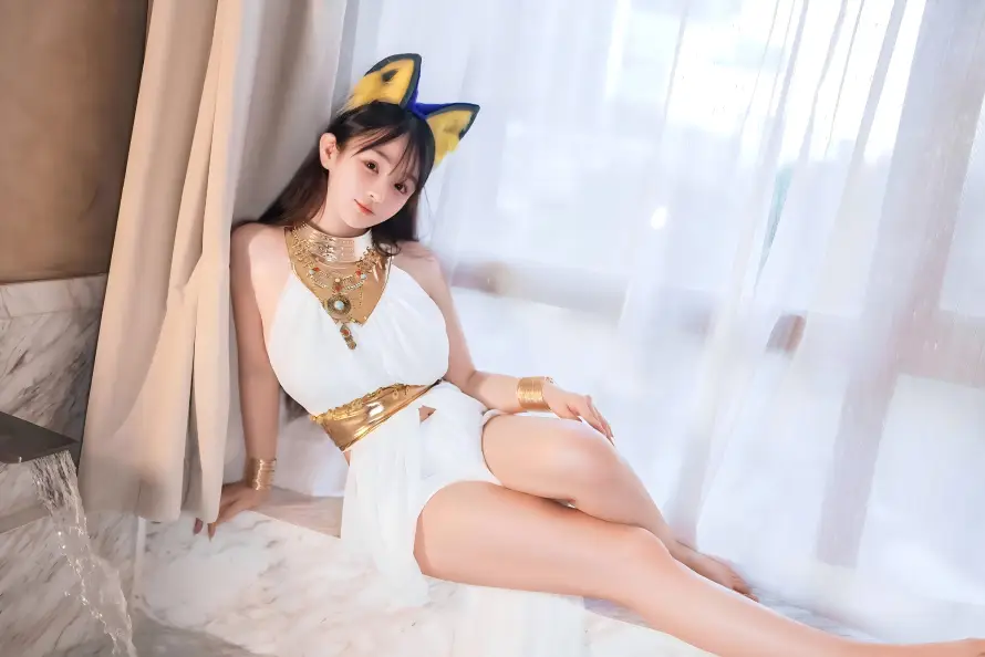 4k艳后壁纸 - 埃及风 - 猫耳头饰 - 白色裙装「哲风壁纸」