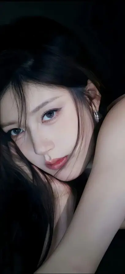 4k妆容壁纸 - 暗调 - 美女 - 长发「哲风壁纸」