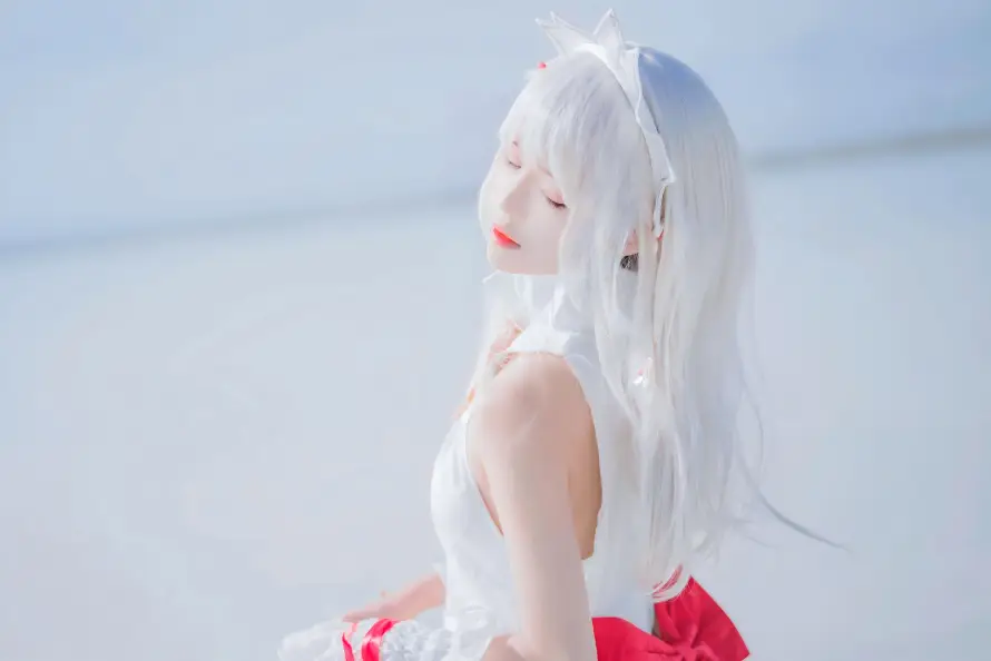 4k海边壁纸 - 白发 - 红衣 - 美女「哲风壁纸」
