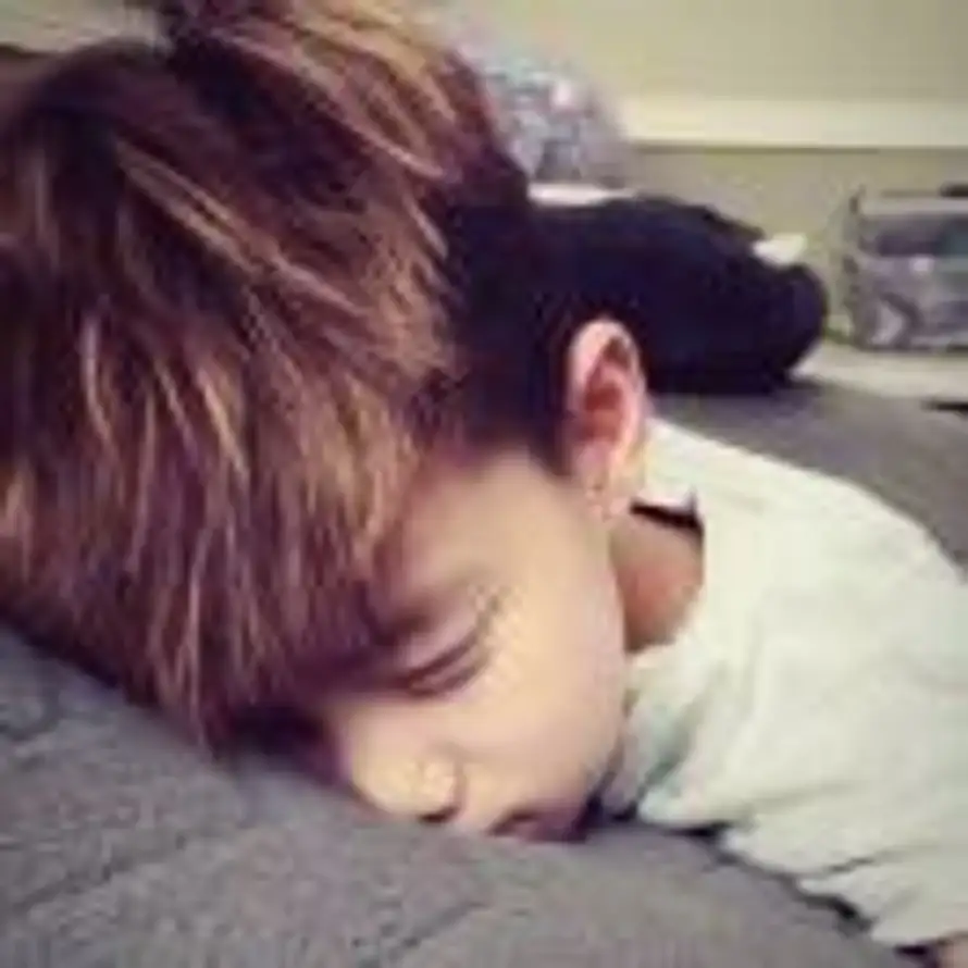 左手的头像