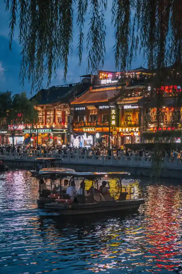 4k中国壁纸 - 北京 - 夜景 - 柳树「哲风壁纸」