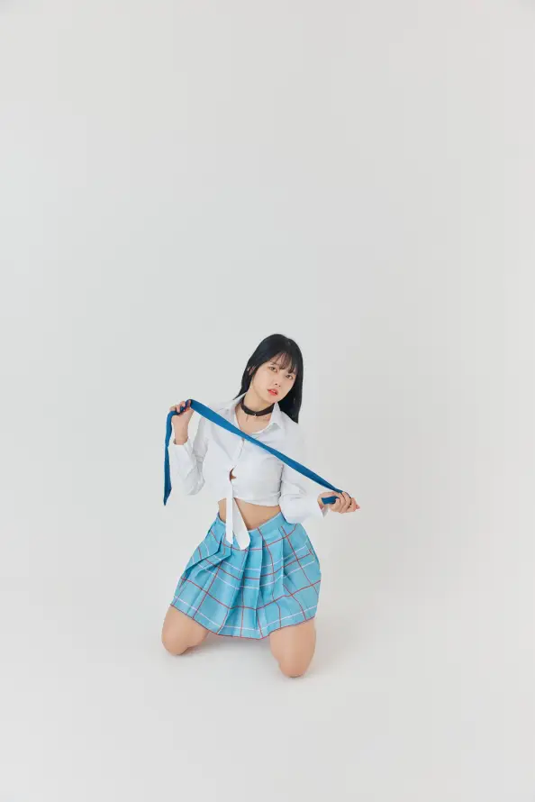 4k写真壁纸 - 活力 - 清新 - 跪姿「哲风壁纸」
