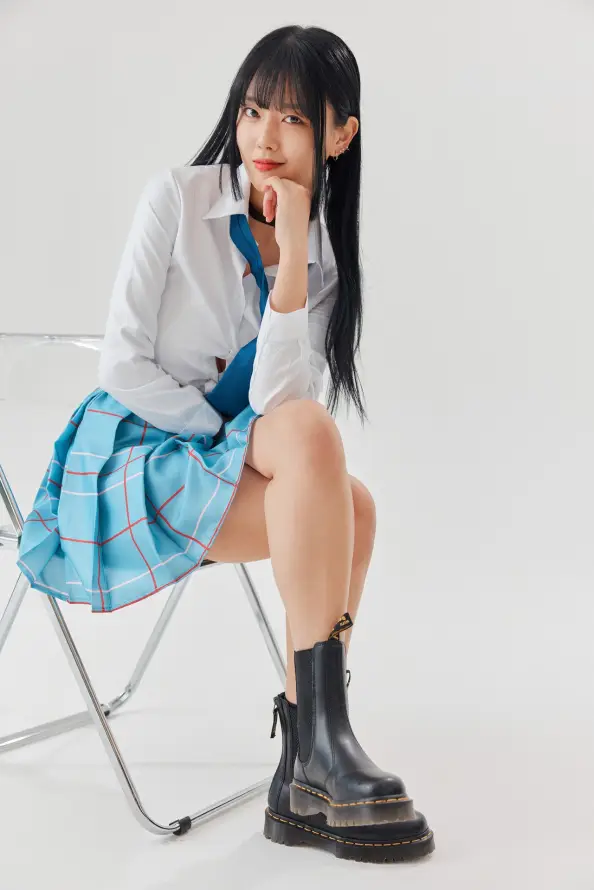 4k写真壁纸 - 坐姿 - 少女 - 时尚「哲风壁纸」