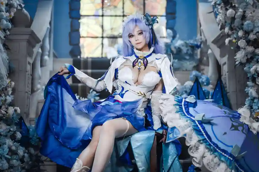 4k美女壁纸 - cos - 蓝色系 - 华丽服饰「哲风壁纸」