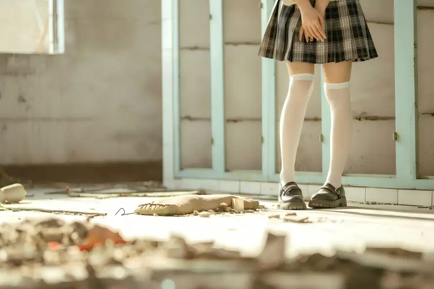 5k少女壁纸-格子裙壁纸和jk-jk制服壁纸分享「哲风壁纸」