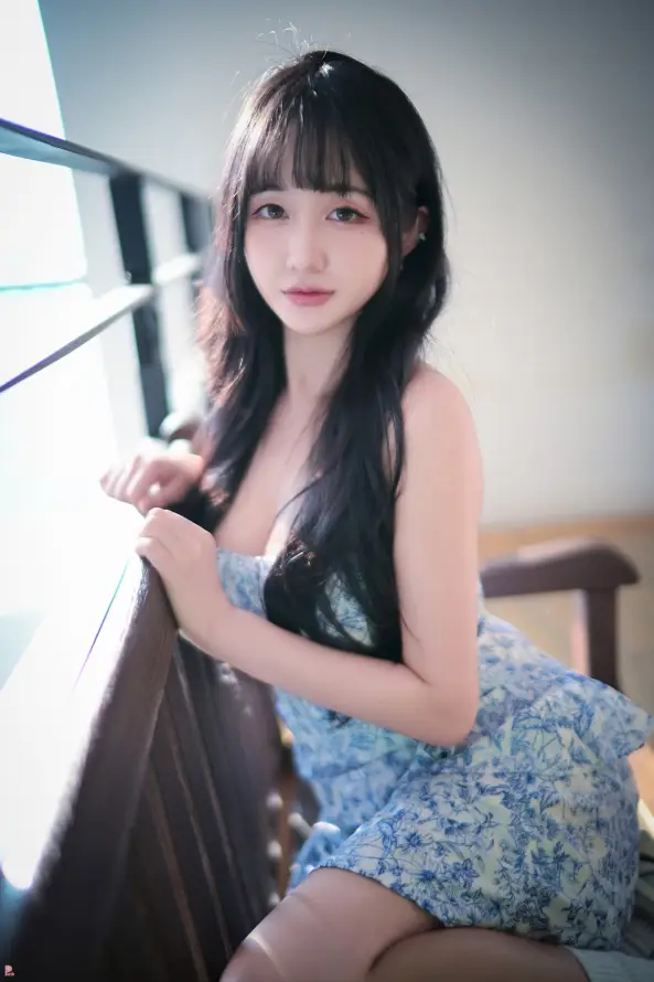 4k休闲壁纸 - 室内 - 少女 - 居家「哲风壁纸」