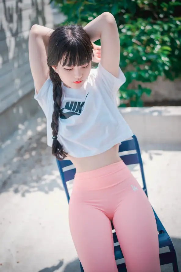 4k写真壁纸 - 墙面 - 夏日 - 少女「哲风壁纸」