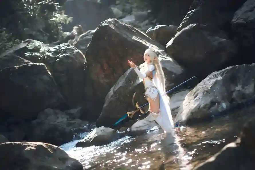 5k岩石壁纸-cos - 水-cosplay「哲风壁纸」