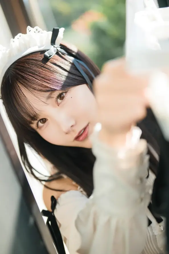 4k可愛壁纸 - 室內 - 寫真 - 少女「哲风壁纸」