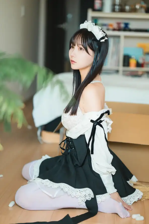 4k可爱壁纸 - 坐姿 - 室内 - 甜美「哲风壁纸」