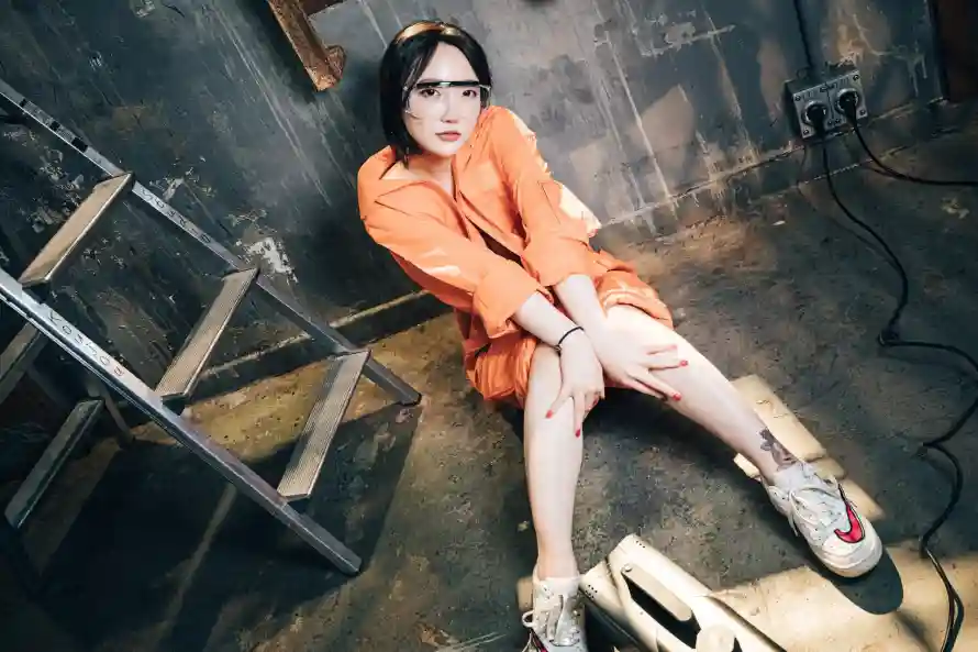 2k工具壁纸-修理工与酷感-个性写真壁纸推荐「哲风壁纸」