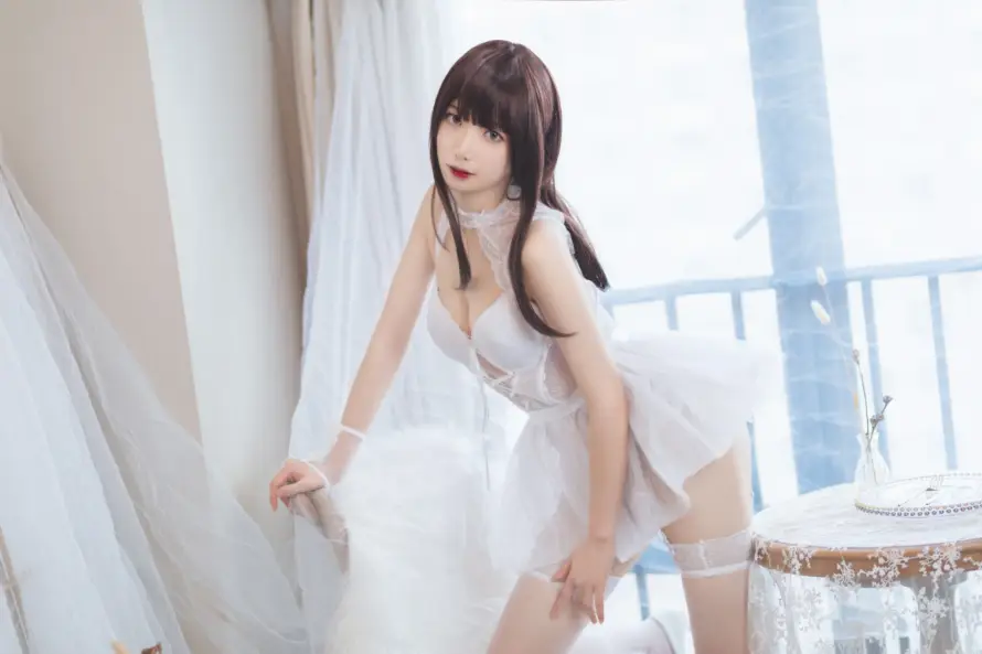 4k优雅壁纸 - 写真 - 女性 - 室内「哲风壁纸」