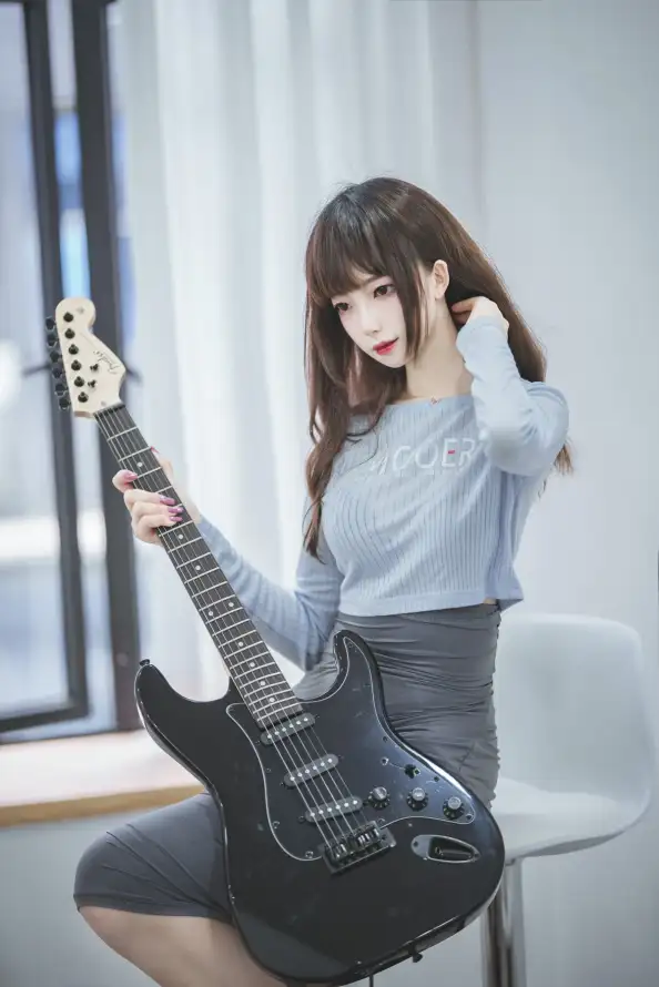 4k写真壁纸 - 女生 - 室内 - 时尚「哲风壁纸」