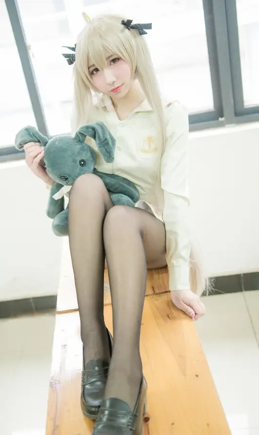 4k丝袜壁纸 - 制服 - 教室 - 白色「哲风壁纸」