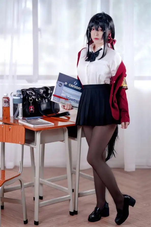 4k写真壁纸 - 制服 - 室内 - 文件「哲风壁纸」