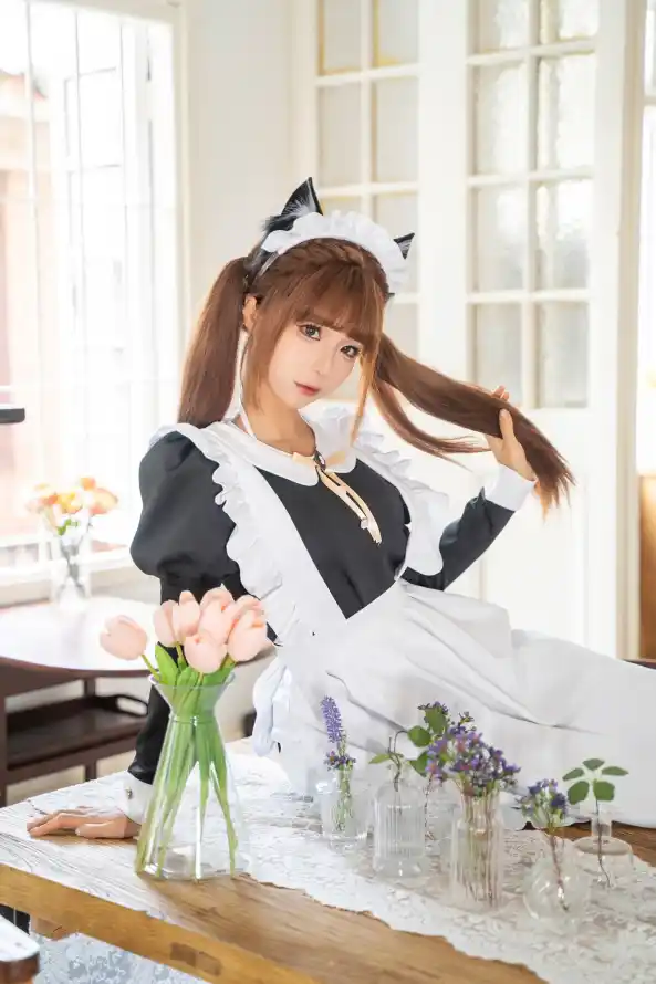 4k室内壁纸 - 花 - 小猫 - 少女「哲风壁纸」
