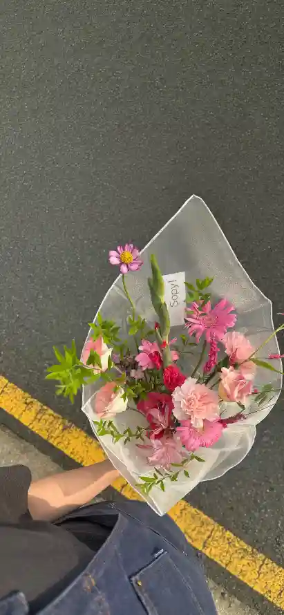 4k花束壁纸 - 鲜花 - 花艺 - 道路「哲风壁纸」