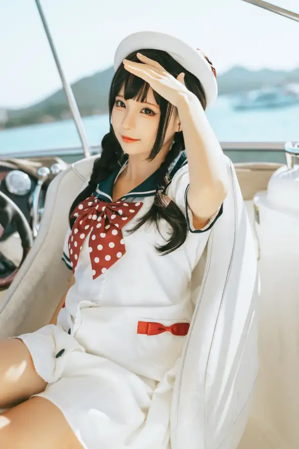 4k夏日壁纸 - 少女 - 海景 - 海面「哲风壁纸」