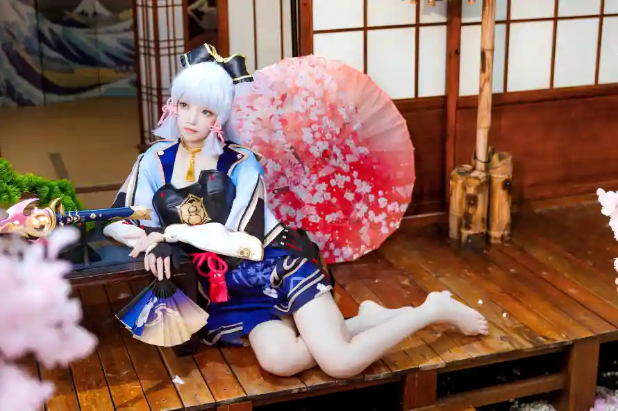 4k樱花壁纸 - 美女 - cos - 油纸伞「哲风壁纸」