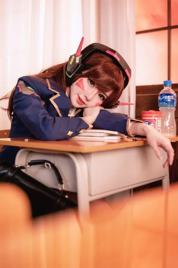 4k制服壁纸 - 少女 - 教室 - 校园「哲风壁纸」