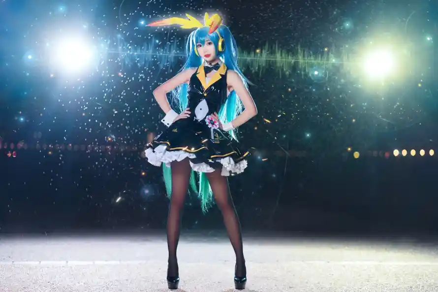 2k灯光壁纸-二次元与短裙-初音未来壁纸推荐「哲风壁纸」