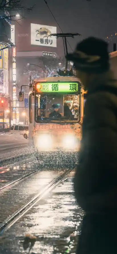 4k交通壁纸 - 城市 - 夜景 - 灯光「哲风壁纸」