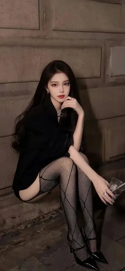 4k冷艳壁纸 - 御姐 - 红唇 - 美女「哲风壁纸」