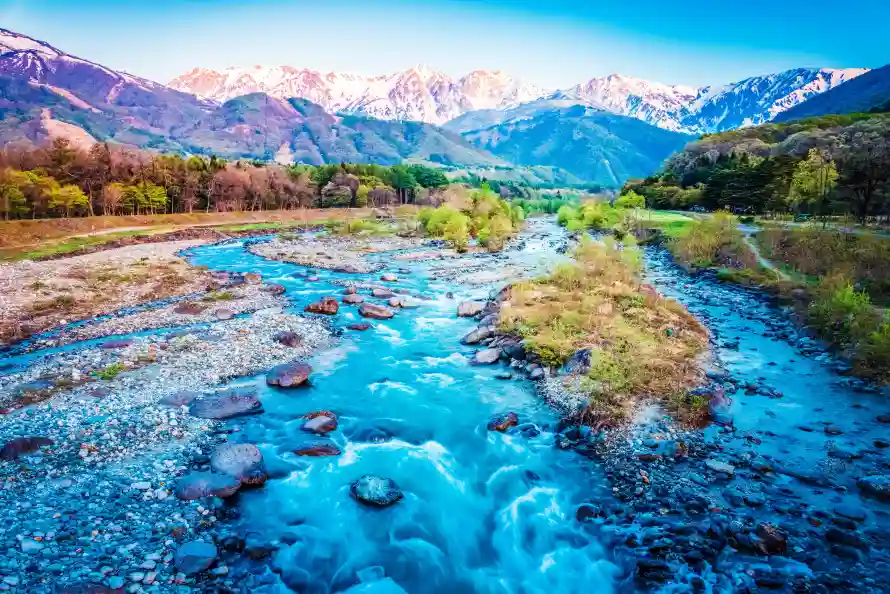 8k山谷壁纸-鹅卵石 - 远山-热门的壁纸「哲风壁纸」
