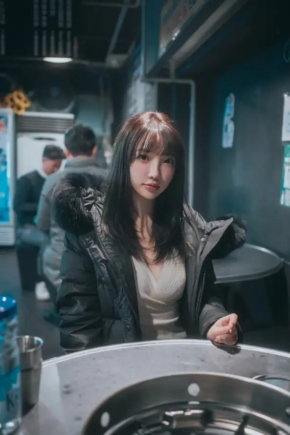 4k内搭壁纸 - 美女 - 路人 - 长发「哲风壁纸」