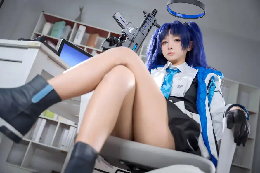 4k丝袜壁纸 - 光环 - 制服 - 御姐「哲风壁纸」