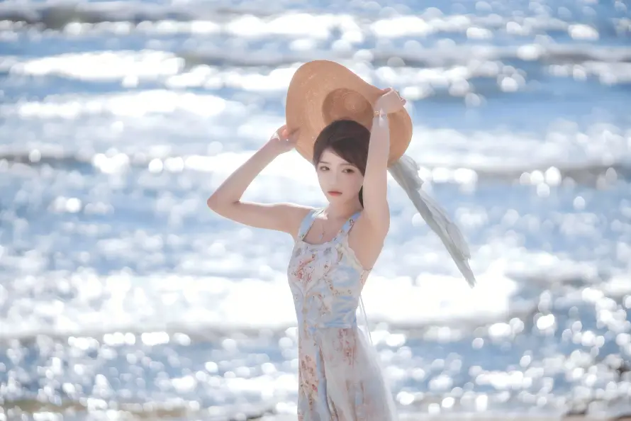 4k女生壁纸 - 海边 - 碎花 - 草帽「哲风壁纸」 4k女生壁纸 - 海边 - 碎花 - 草帽「哲风壁纸」