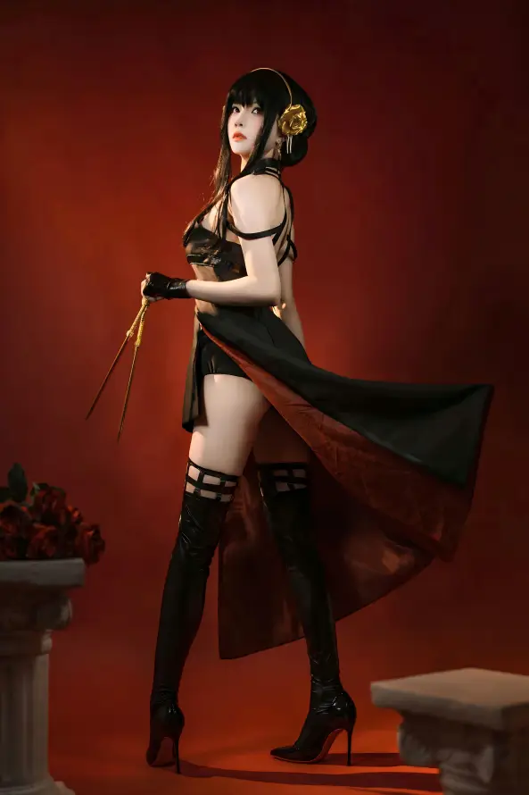 4k性感壁纸 - 美腿 - cos - 红背景「哲风壁纸」