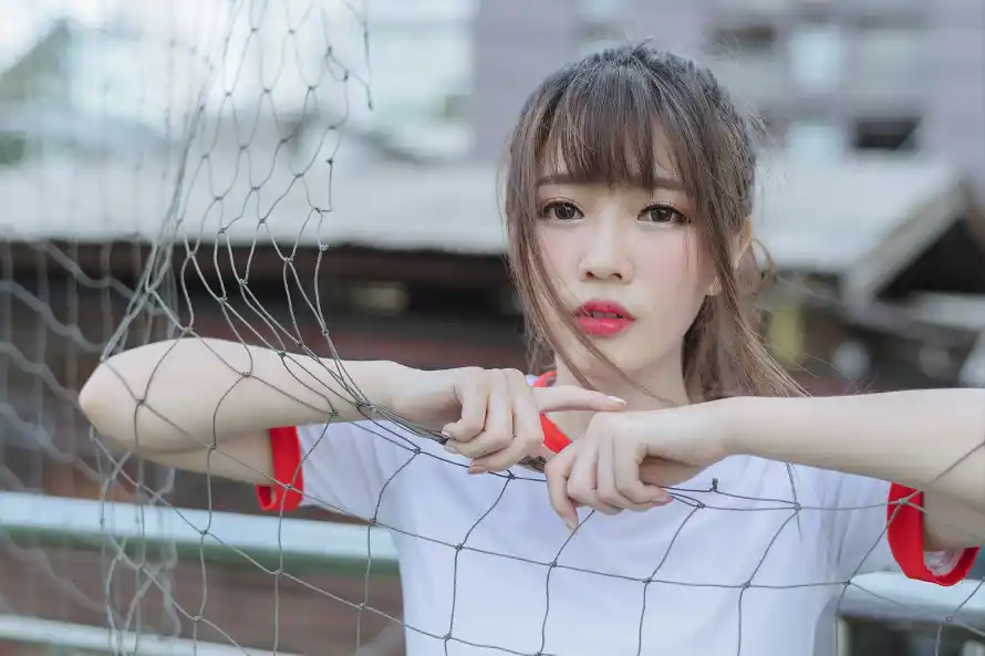 4k少女壁纸 - 户外 - 球网 - 甜系「哲风壁纸」