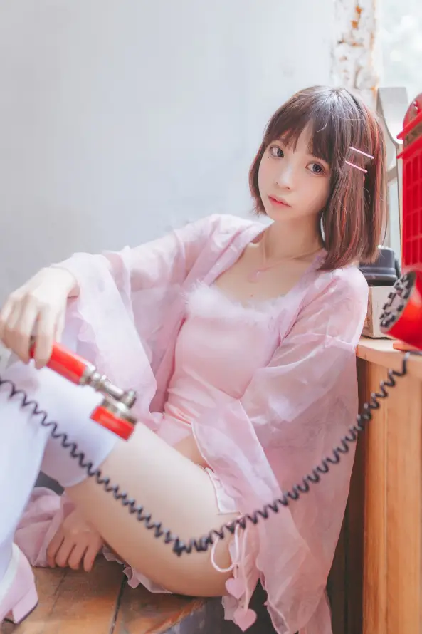 4k发夹壁纸 - 室内 - 少女 - 手铐「哲风壁纸」