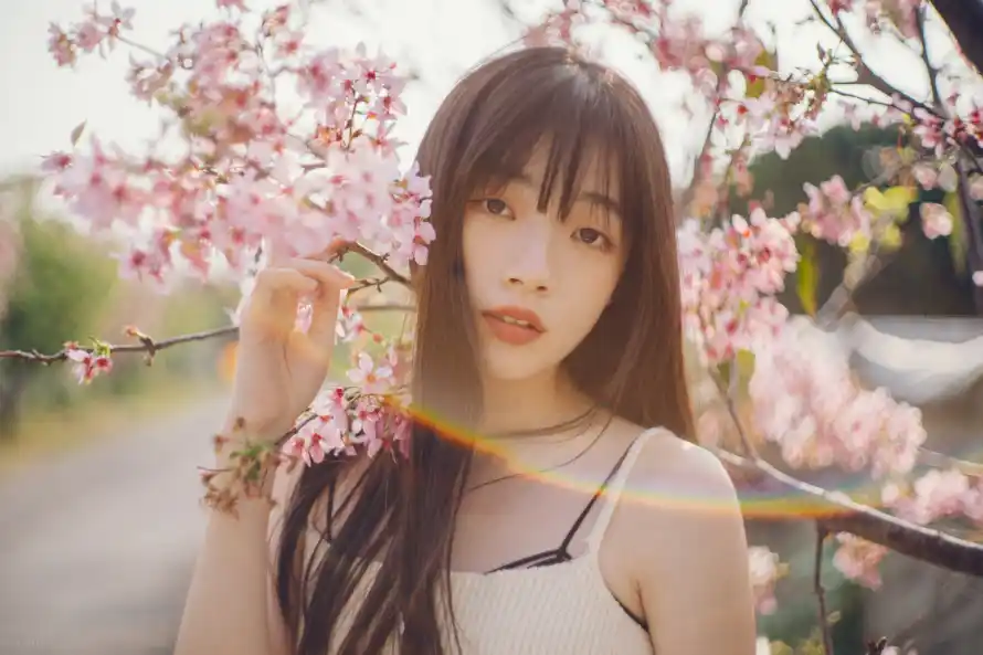 4k少女壁纸 - 花 - 户外 - 手链「哲风壁纸」